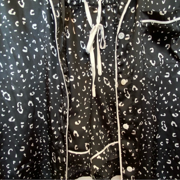 She + Sky Leopard Print Silky Pajama Set Women’s Size Large - Picture 2 of 11